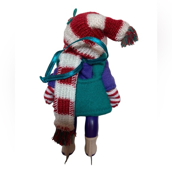 Hallmark Keepsake Ornament 2002 Mistletoe Miss #2. Box Memory Card. Nina Aube" - Picture 3 of 9